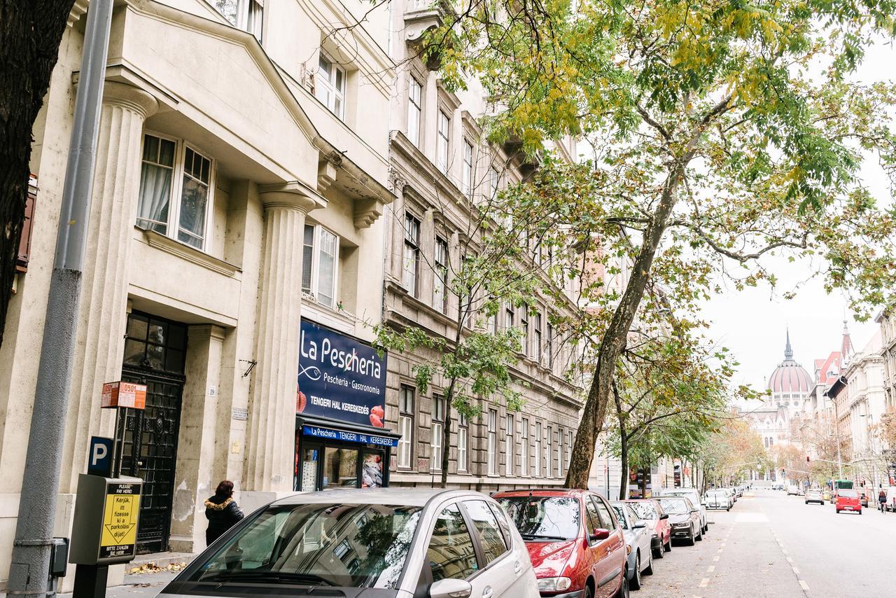 D.Five Parliament Residence Budapest Esterno foto